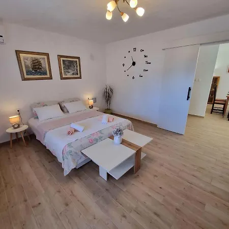 In 5155 Apartment Crikvenica