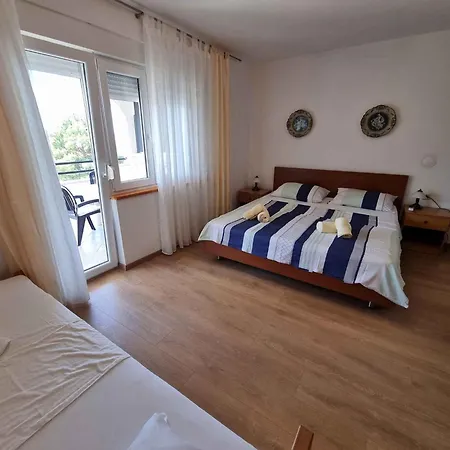 In 5155 Apartman